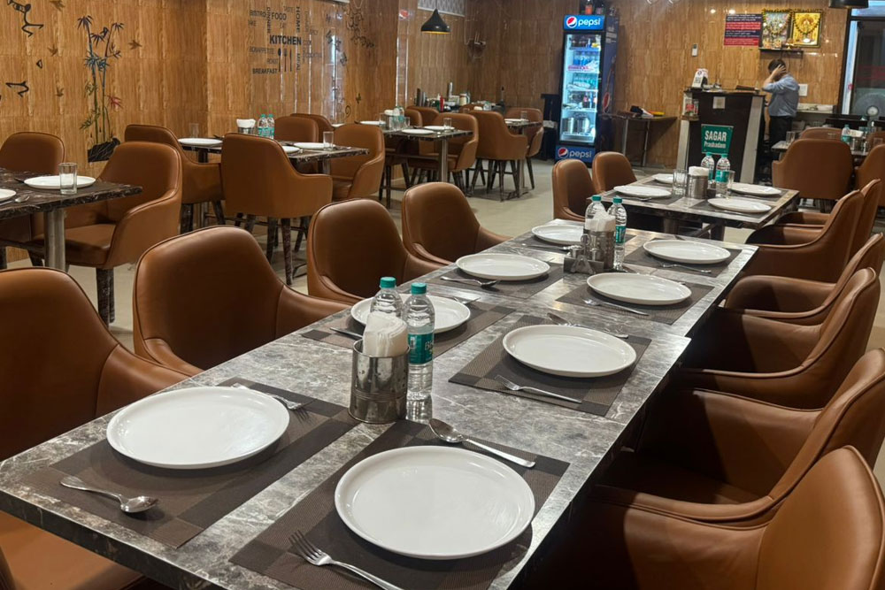 Hotel near delhi airport